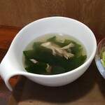 キッチン ブルー グローブ - わかめスープのアップ