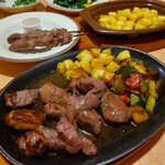 Saizeriya - ラムと野菜のグリル、ラム串、ポテト