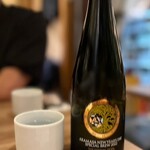 日本酒原価酒蔵 新橋二号店 - ◎無料のお水…新政のボトルで冷たいお水を提供。
                                得した気分♪笑(  ´艸`)