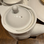Sa To Masu Riputon - 紅茶。ホットはポットの提供です。
