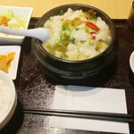 蜀膳坊 - ランチ酸菜魚鍋定食