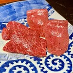 肉匠ふるさと - たれ焼（榊山牛カイノミ、榊山牛ミスジ）