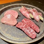 肉匠ふるさと - 塩焼き（広島和牛タン・牛タンネギ包み・広島和牛ハラミ)