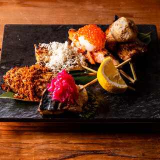 A tuna and charcoal-grilled specialty store directly managed by Toyosu Intermediate Wholesaler.