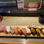 歩 - にぎり12貫　1300円