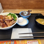 松屋 - 料理写真:ムートート丼～☆