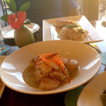 Tommy Bahama Restaurant, Bar & Store - 