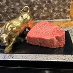 鉄板焼きWAGYU LIVERARY - 本日の黒毛和牛は岩手県産
