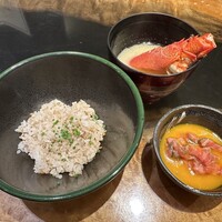鉄板焼きWAGYU LIVERARY - しめのガーリックライス