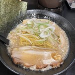 Oreno Ramen Kouta - 濃厚魚介味噌　900円(森住製麺)