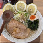 ニューラーメン専門店 玄屋 - 料理写真:塩レモンラーメン