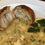 ルヴェール - ◉ お魚料理
      　スズキのパイ包み焼き
      　春キャベツと春にんじんのソース