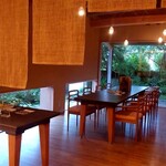 魚菜料理 縄屋 - テーブル席