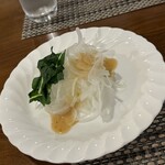 ペンション花ことば - 新玉ねぎのサラダ