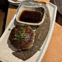 ホルモン焼肉 富や 栄店 - 