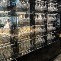 すし 零 - 店内