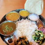 インド料理 EMPO - カレー2種盛り　1500円