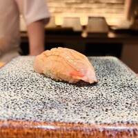 おすしのジョー - しまあじの握り