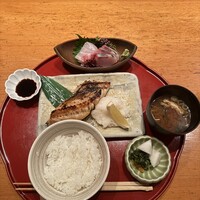 伊豆の旬 やんも 南青山店 - 