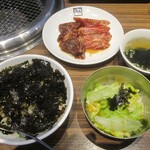 Gyukaku Usui Ten - 牛角肋條與牛角腹肉定食