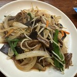 海人居酒屋　源 - 鮪のモツ炒め