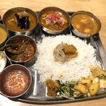 スパイスアンドカレー黄金の風 - 