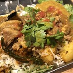 スパイスアンドカレー黄金の風 - 