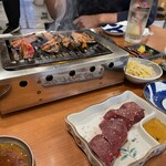 焼肉ホルモン大衆酒場 真 肉焼屋 - 