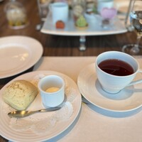 ポム・ダダン - 