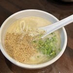 炭火焼肉 にく式 - 「コムタンスープ（白）」