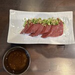 炭火焼肉 にく式 - 「ハツ刺し」