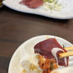 炭火焼肉 にく式 - 「ハツ刺し」