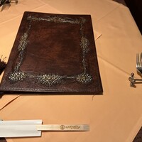 ステーキハウス キッチンリボン - 