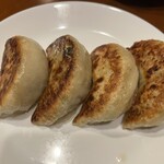 中国料理 三鶴 - 焼餃子（480円）