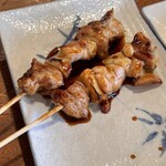 焼き鳥　とり峰 - ニンニクマ　焼鳥との相性バツグン