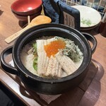 fours - 穴子と唐辛子(ししとう?)の土鍋飯