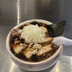 Takeoka shikiramen marutake - 特製竹岡式ラーメン　煮豚追加