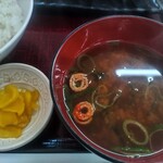 四日市ヒモノ食堂 - 漬物と味噌汁