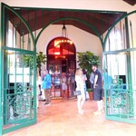 Joe's Stone Crab Restaurant - 