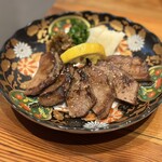 Izakaya Moeta Urameshiya - 牛タン焼き