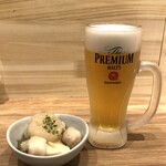 Toridaruma - お通しと生ビール