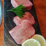 銀座 山科 - 和牛厚切り三種の塩焼