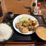 Izakaya Takechan - 唐揚げ定食（ご飯普通盛）