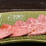 Matsuzakagyuu Toriatsukaiten Yakiniku Shirahige - 