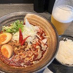 香氣　四川麺条  - サービスエビス生ビール480円⇨290円
      烈火黒胡麻担担麺 ちぢれ麺 980円
      ねぎ100円
      LINEクーポンで香味たまご
      ランチタイムライス無料