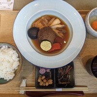 近江牛もりしま 寛閑観ここ滋賀店 - 