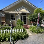 チェファル - 店舗外観