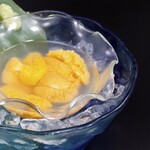 [Minazuki June / This month's seasonal items] From various parts of Hokkaido / Small dish bowl of sea urchin