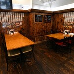 博多鉄板焼肉 どまんなか - テーブル席T1～T5