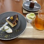 カフェ&ヘアーサロン リバーブ - 